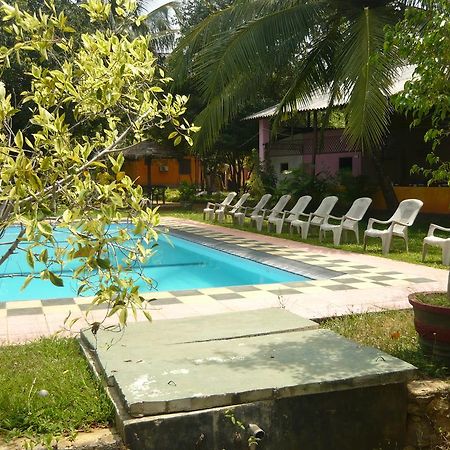 Sunrise Holiday Resort 하바라나 외부 사진