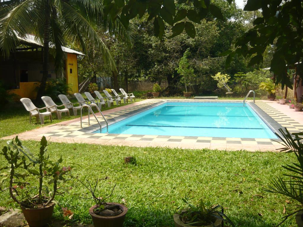 Sunrise Holiday Resort 하바라나 외부 사진