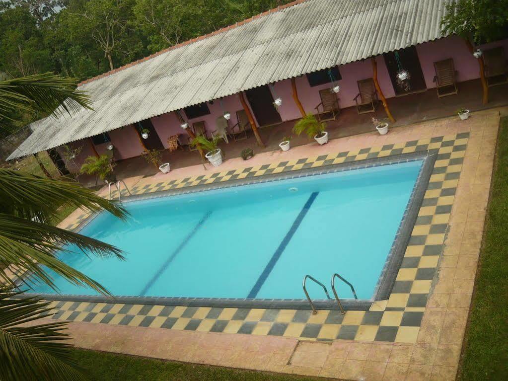 Sunrise Holiday Resort 하바라나 외부 사진